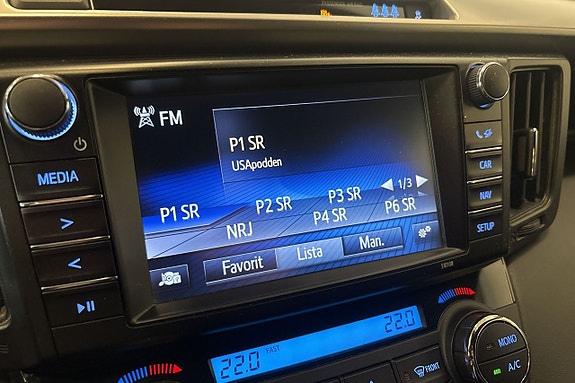 Toyota RAV4 15 of 23
