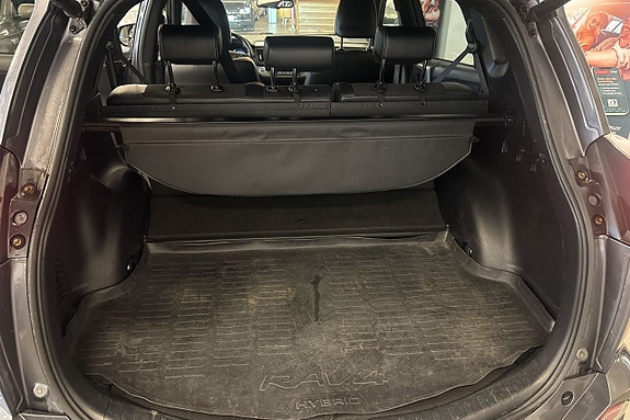 Toyota RAV4 20 of 23