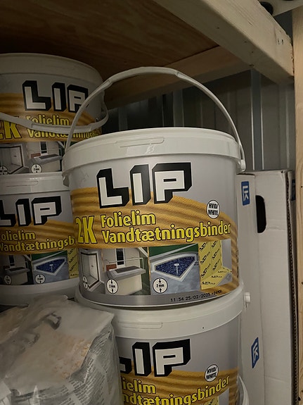 Product image 1 of 3