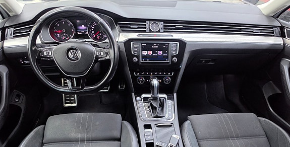 Volkswagen Passat Alltrack 11 of 21
