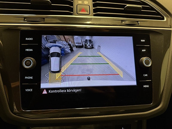 Volkswagen Tiguan 23 of 24