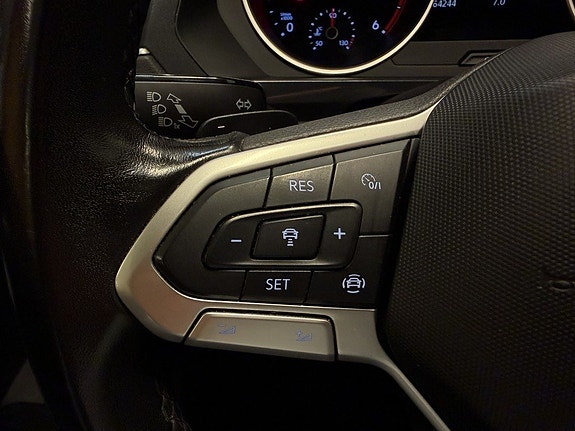 Volkswagen Tiguan 21 of 24
