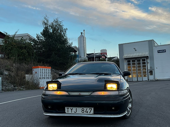 Mitsubishi Eclipse 2 of 15