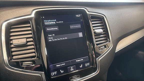 Volvo XC90 16 of 16