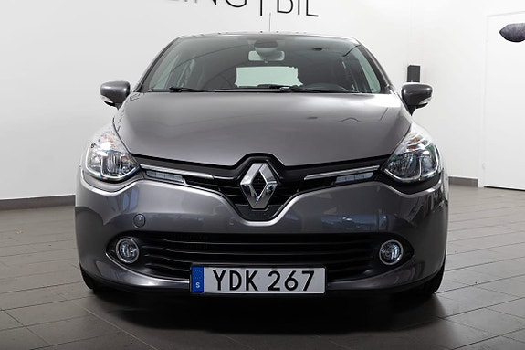 Renault Clio 8 of 19