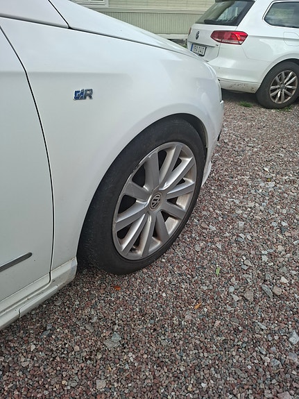 Volkswagen Passat 15 of 20