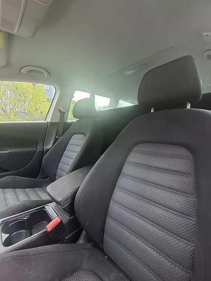 Volkswagen Passat 8 of 20