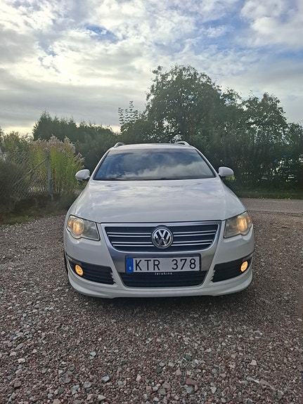 Volkswagen Passat 4 of 20