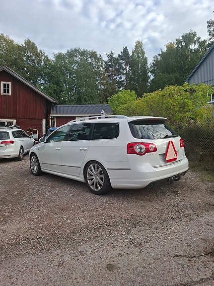 Volkswagen Passat 3 of 20