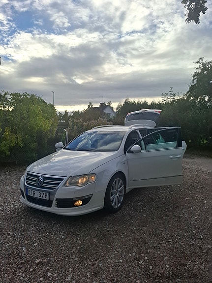 Volkswagen Passat 14 of 20