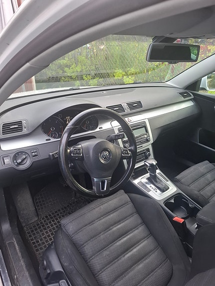 Volkswagen Passat 6 of 20