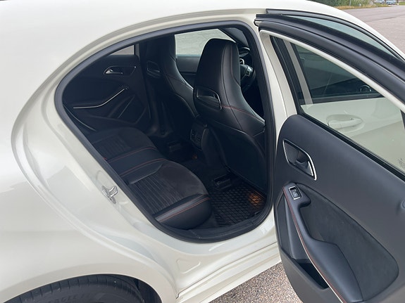 Mercedes-Benz A180 7 of 10