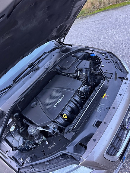Volvo V70 8 of 8