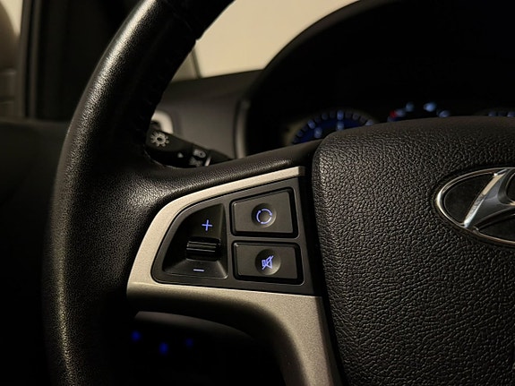 Hyundai i20 11 of 17