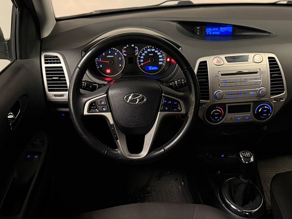 Hyundai i20 12 of 17
