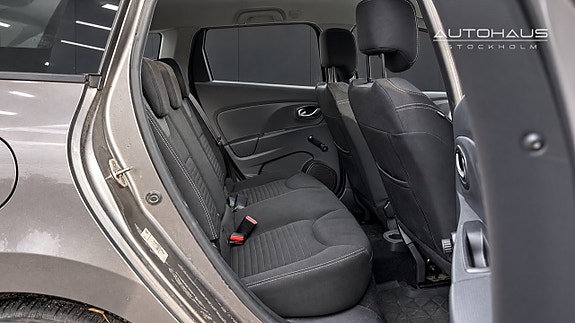 Renault Clio 17 of 21