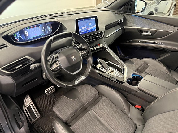 Peugeot 3008 8 of 26