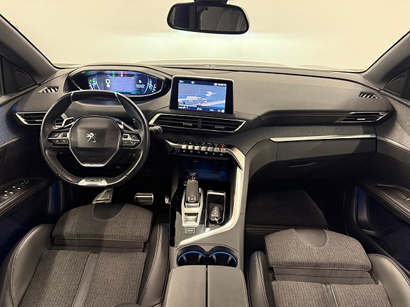 Peugeot 3008 10 of 26