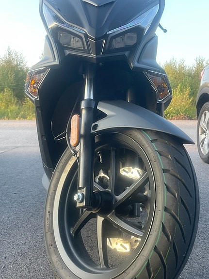 Kymco Super 8 r 4 of 9