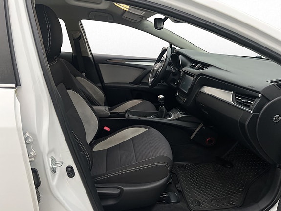 Toyota Avensis 11 of 26