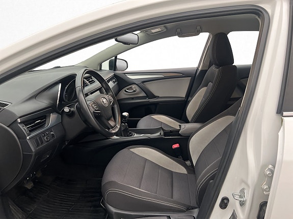 Toyota Avensis 19 of 26