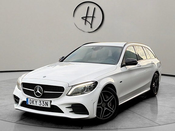 Mercedes-Benz C300 e 2 of 30