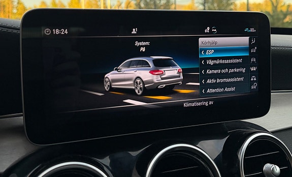 Mercedes-Benz C300 e 29 of 30