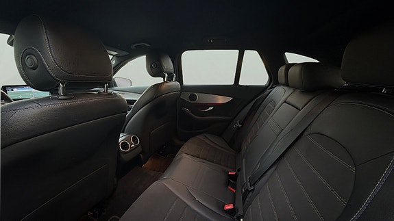 Mercedes-Benz C300 e 12 of 30