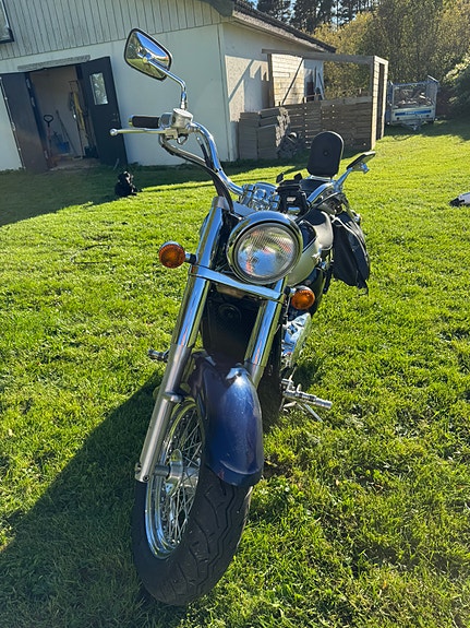Kawasaki Vulcan 800 3 of 5
