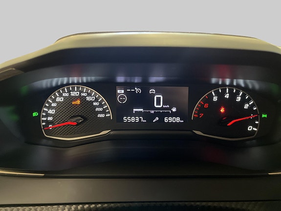 Peugeot 208 10 of 17