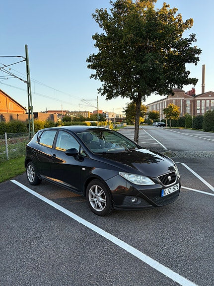 Seat Ibiza 4 of 6