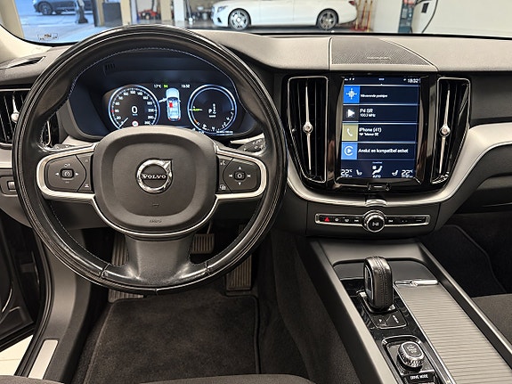 Volvo XC60 15 of 17