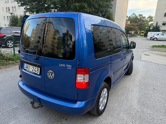 Volkswagen Caddy 4 of 14