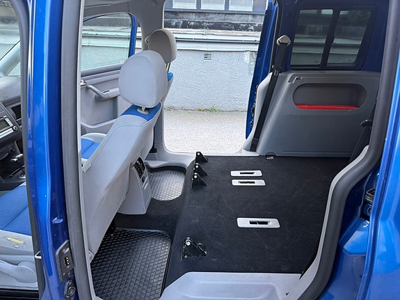 Volkswagen Caddy 6 of 14