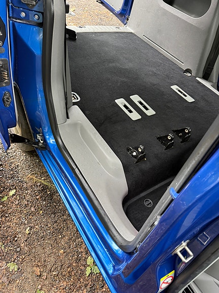Volkswagen Caddy 12 of 14