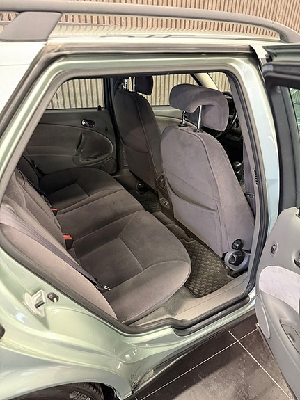 Saab 9-5 13 of 21