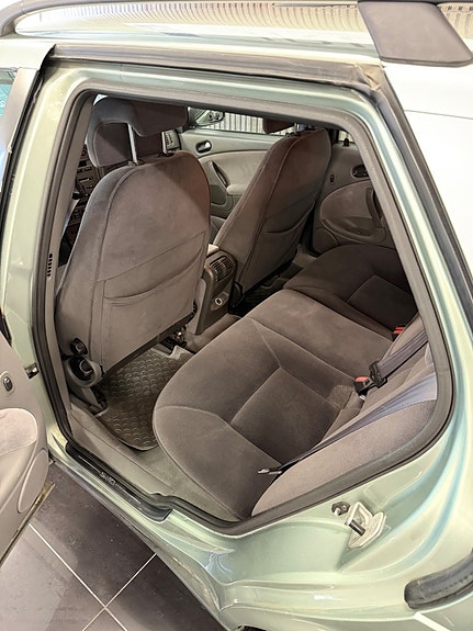 Saab 9-5 15 of 21