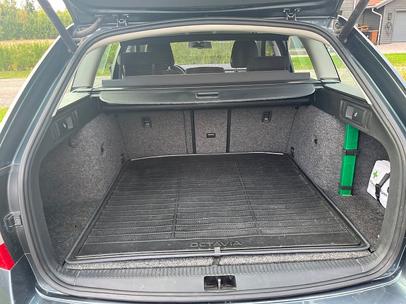 Skoda Octavia 9 of 11