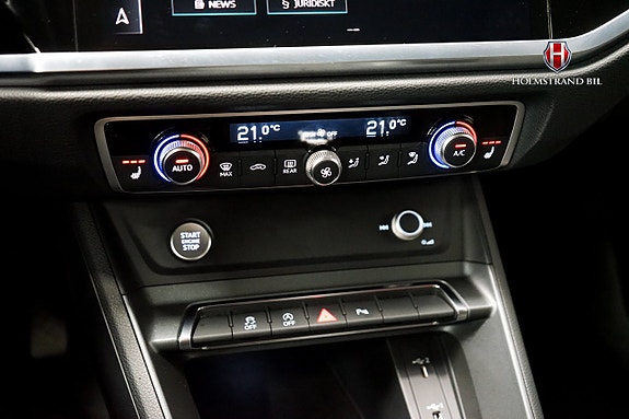 Audi Q3 21 of 25