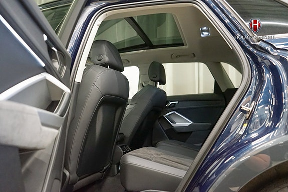 Audi Q3 11 of 25
