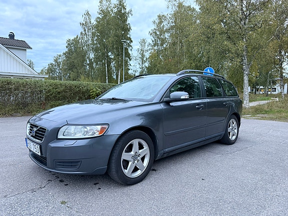 Volvo V50 8 of 12
