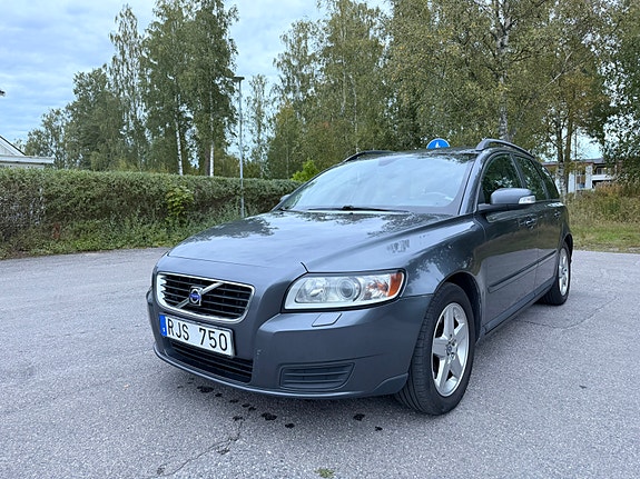 Volvo V50 9 of 12