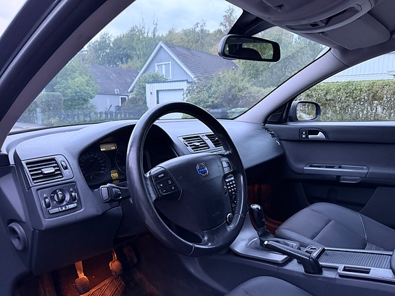 Volvo V50 10 of 12