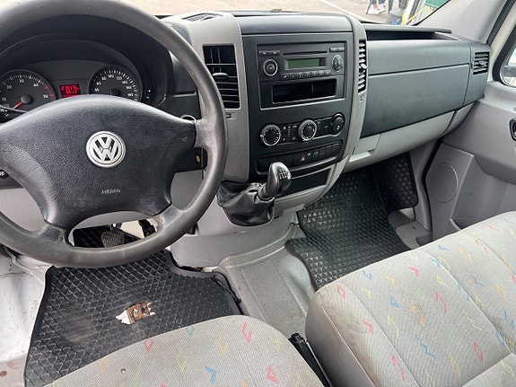 Volkswagen Crafter 9 of 12