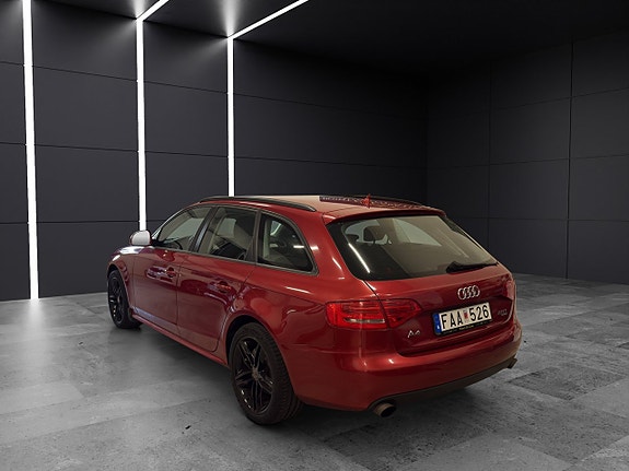 Audi A4 4 of 26