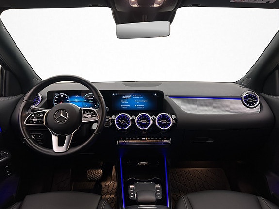 Mercedes-Benz EQA300 12 of 30