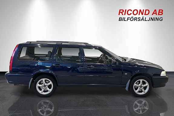 VOLVO V70 2.5 TURBO BVA 193 ch - 1ère MAIN - 248400 km