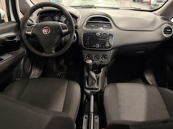 Fiat Punto 11 of 13