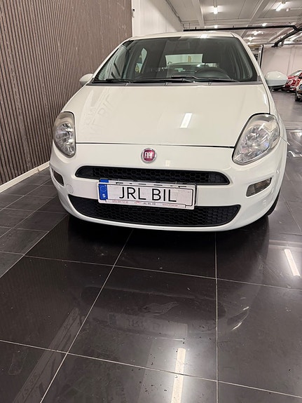 Fiat Punto 10 of 13