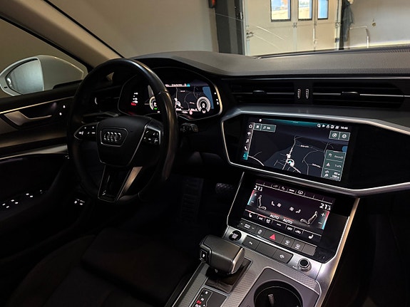 Audi A6 11 of 16